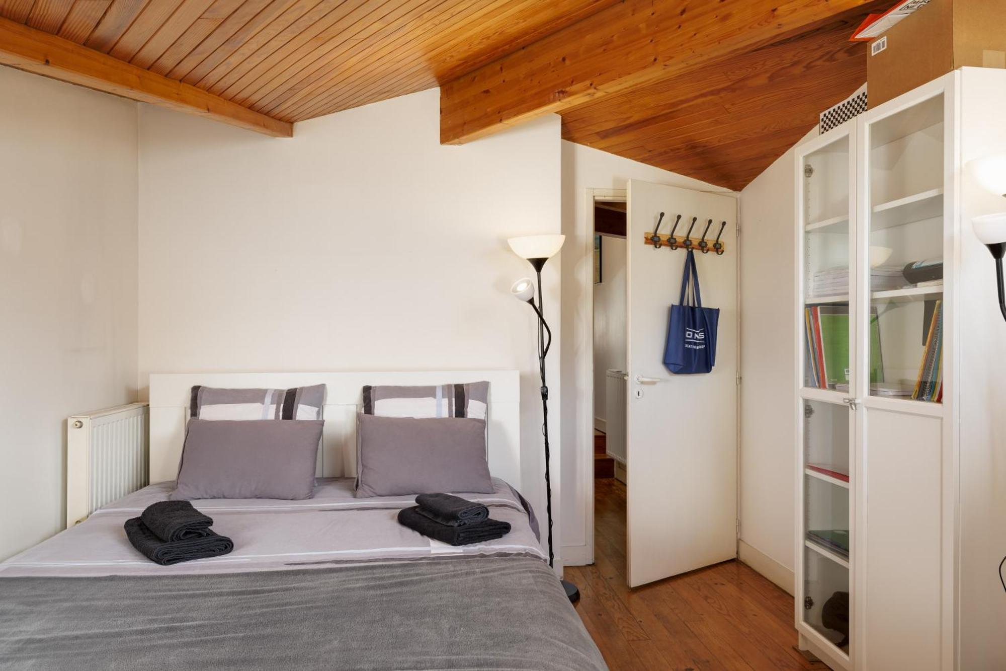 Holiday home A Bordeaux, Climatisee Avec Billard