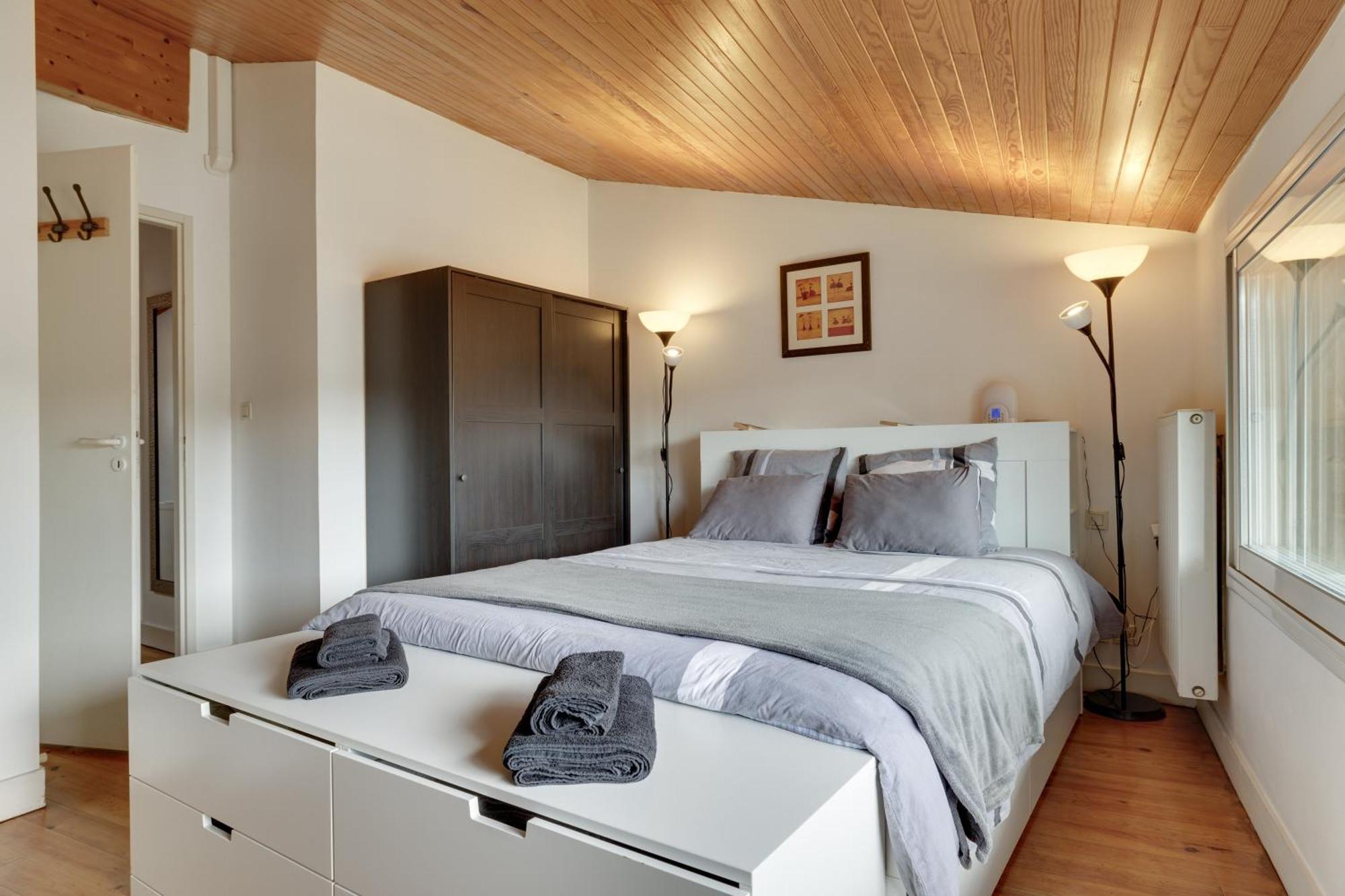 Holiday home A Bordeaux, Climatisee Avec Billard *